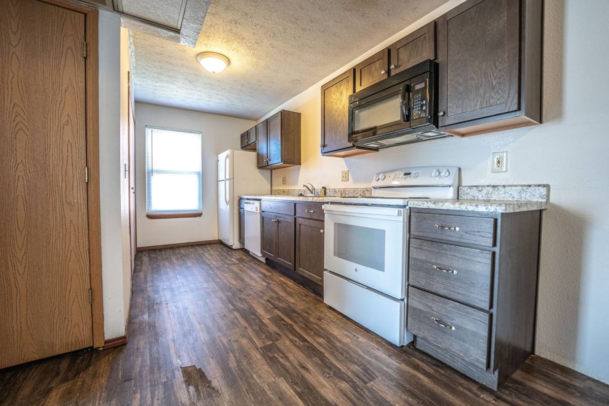 Apartment for rent at 1024 E Walnut St, Springfield, MO 65806