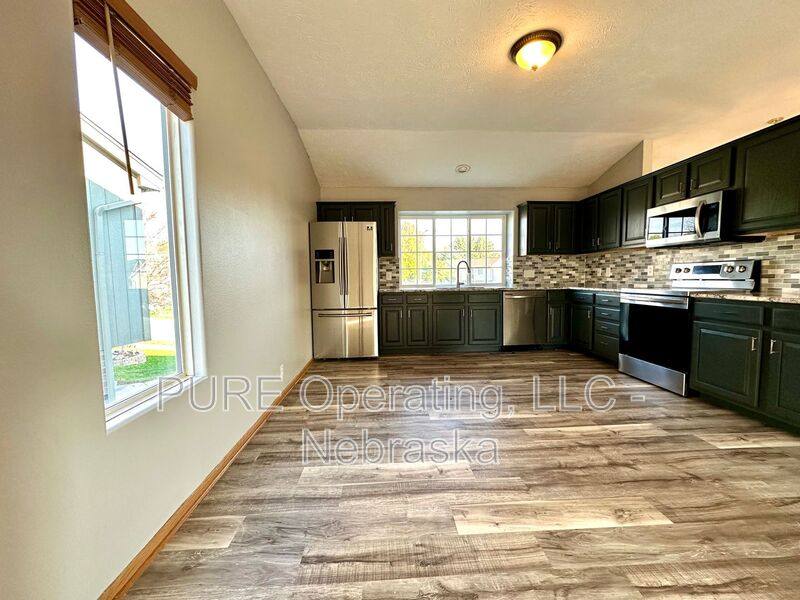 House for rent at 11657 Bauman Ave, Omaha, NE 68164
