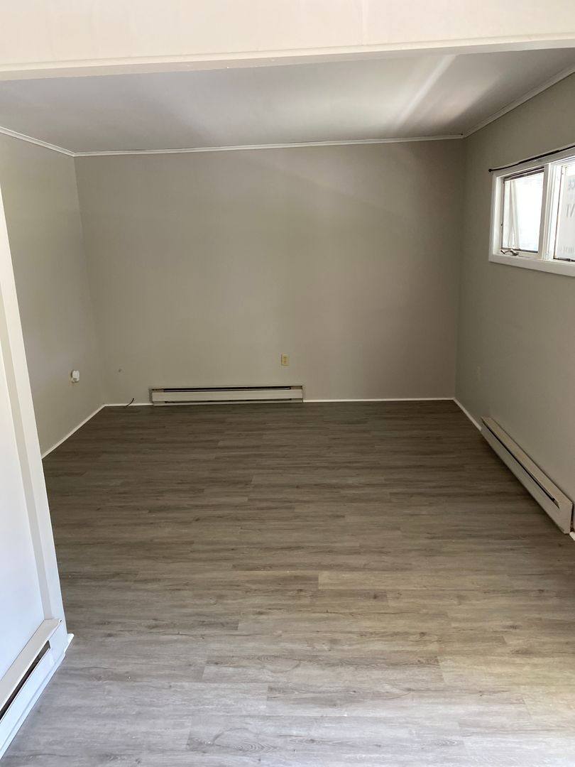 Apartment for rent at 806 Crown Ave, Scranton, PA 18505
