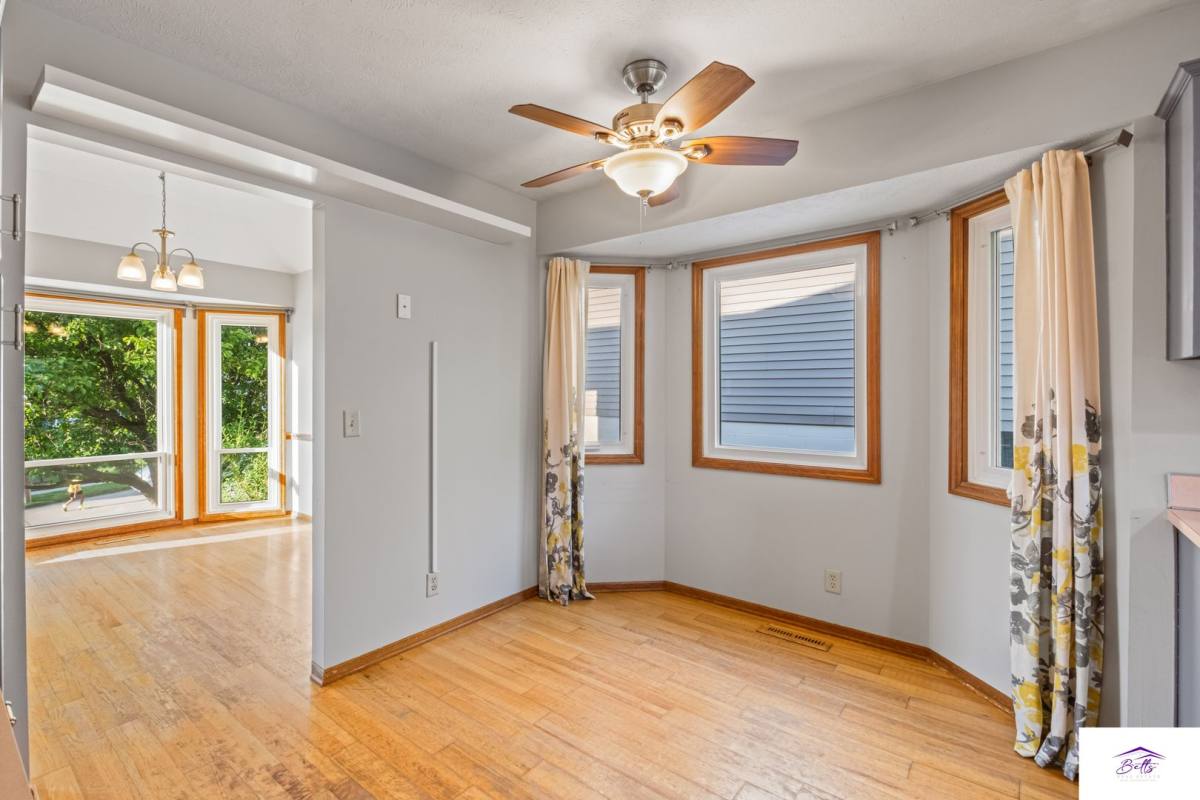 House for rent at 16911 N Circle, Omaha, NE 68135