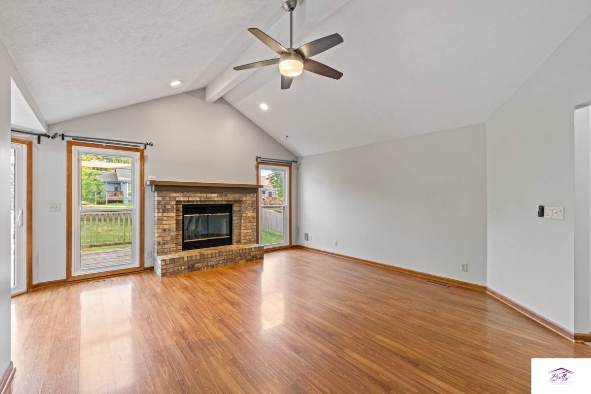 House for rent at 16911 N Circle, Omaha, NE 68135