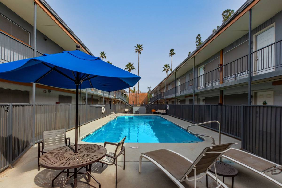 Apartment for rent at 109 E Broadway Rd, Tempe, AZ 85282