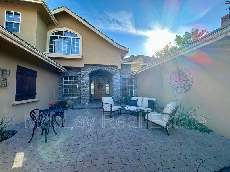 House for rent at 5711 W Linda Lane, Chandler, AZ 85226