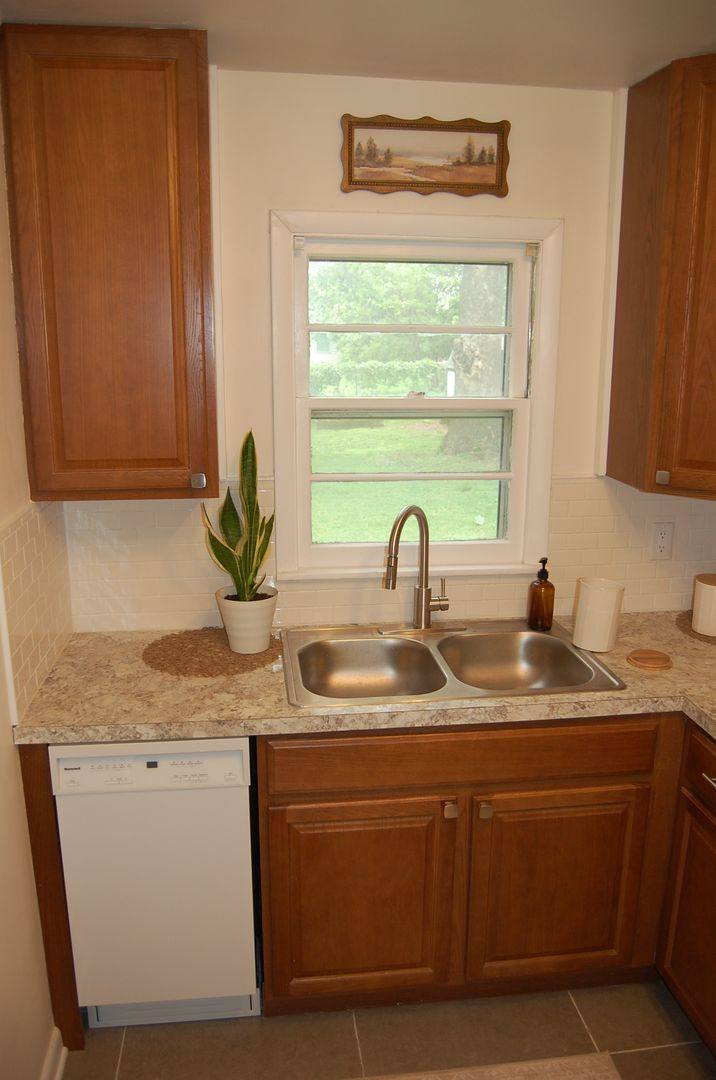 House for rent at 368 S 47th St, Lincoln, NE 68510