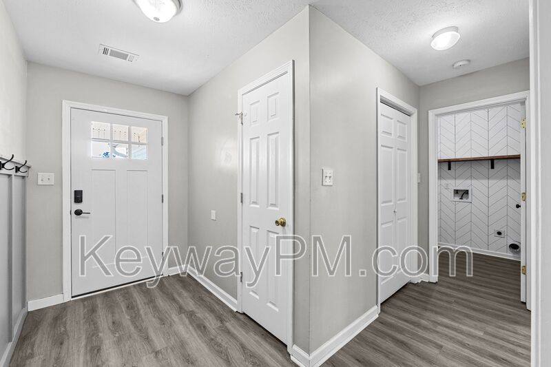 House for rent at 122 Oakwood Dr, Harlem, GA 30814
