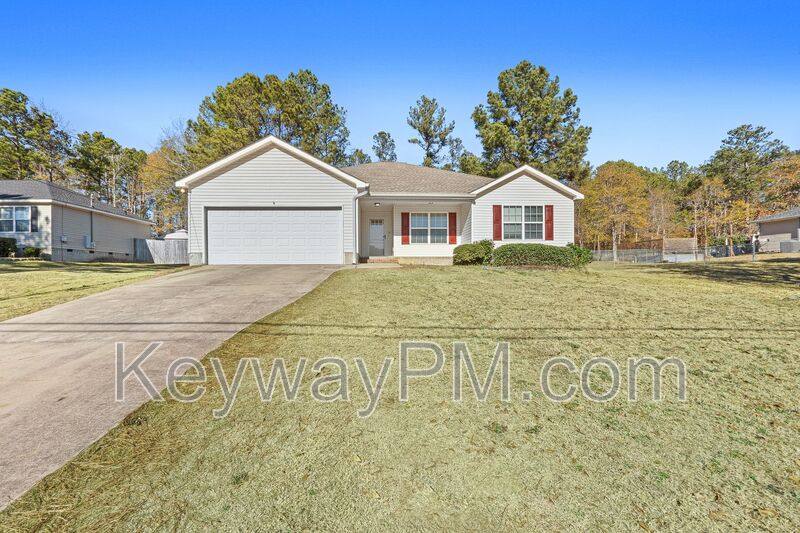 House for rent at 122 Oakwood Dr, Harlem, GA 30814