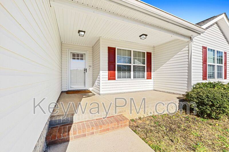 House for rent at 122 Oakwood Dr, Harlem, GA 30814