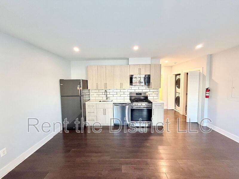 Condo for rent at 1605 F St NE #1, Washington, DC 20002