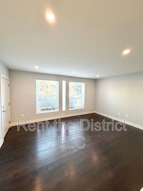 Condo for rent at 1605 F St NE #1, Washington, DC 20002