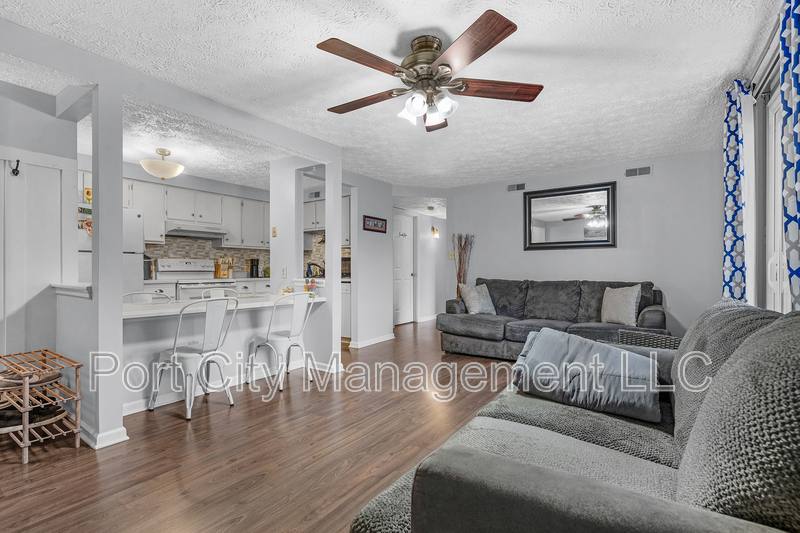 House for rent at 8030 Abby Court #H, Pasadena, MD 21122