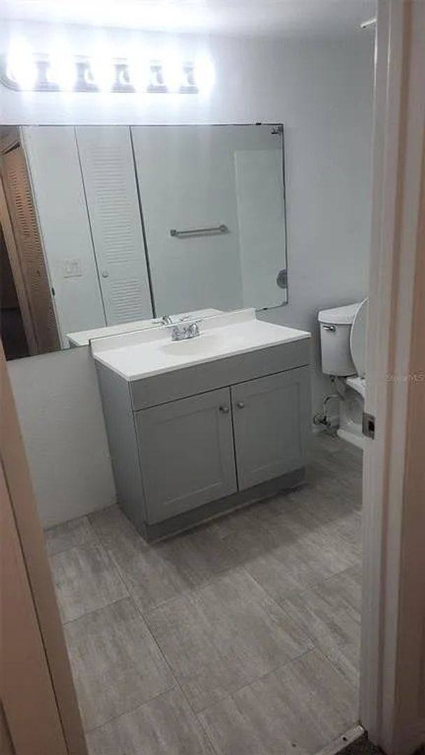 Condo for rent at 4540 Commander Dr, Orlando, FL 32822