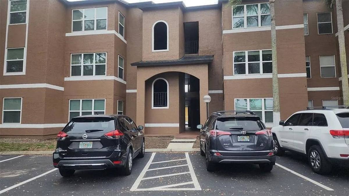 Condo for rent at 4540 Commander Dr, Orlando, FL 32822
