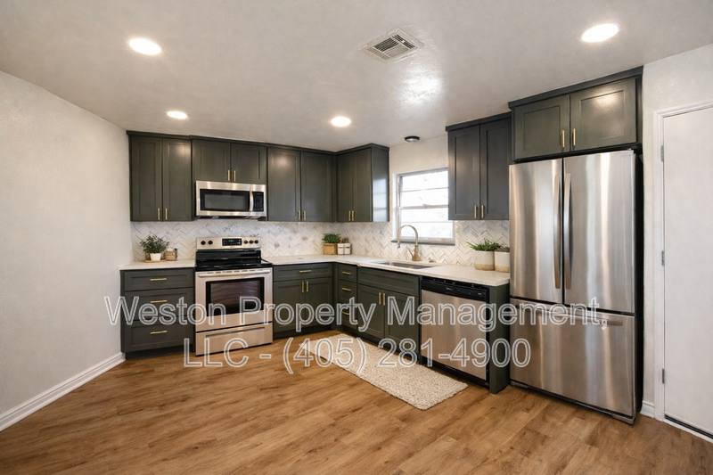 House for rent at 3229 SE 24th St, Oklahoma City, OK 73115