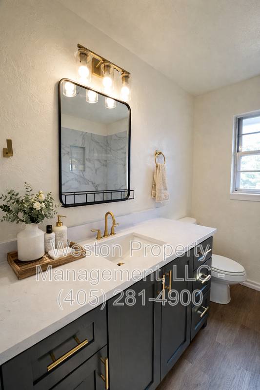 House for rent at 3229 SE 24th St, Oklahoma City, OK 73115