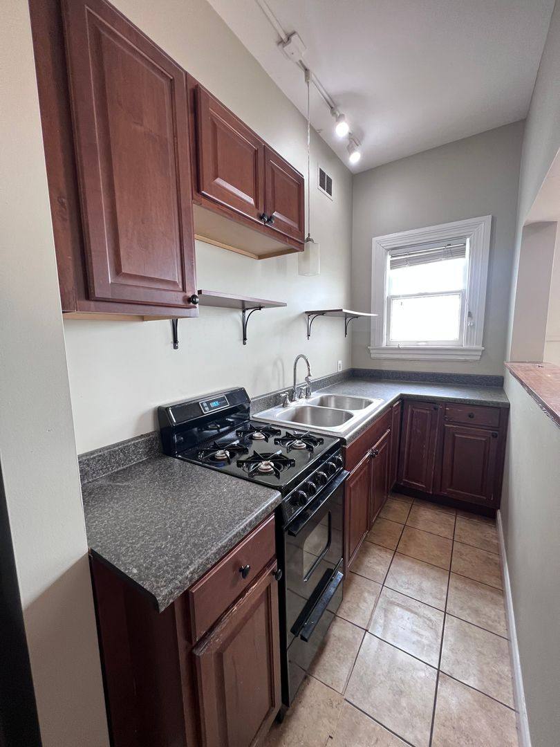 Apartment for rent at 43 Lafayette Ave SE, Grand Rapids, MI 49503