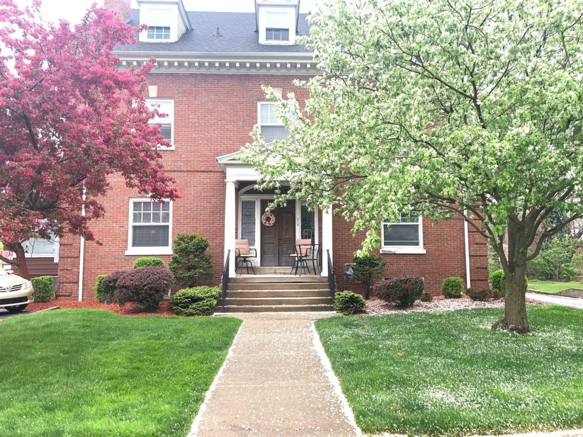 Apartment for rent at 43 Lafayette Ave SE, Grand Rapids, MI 49503