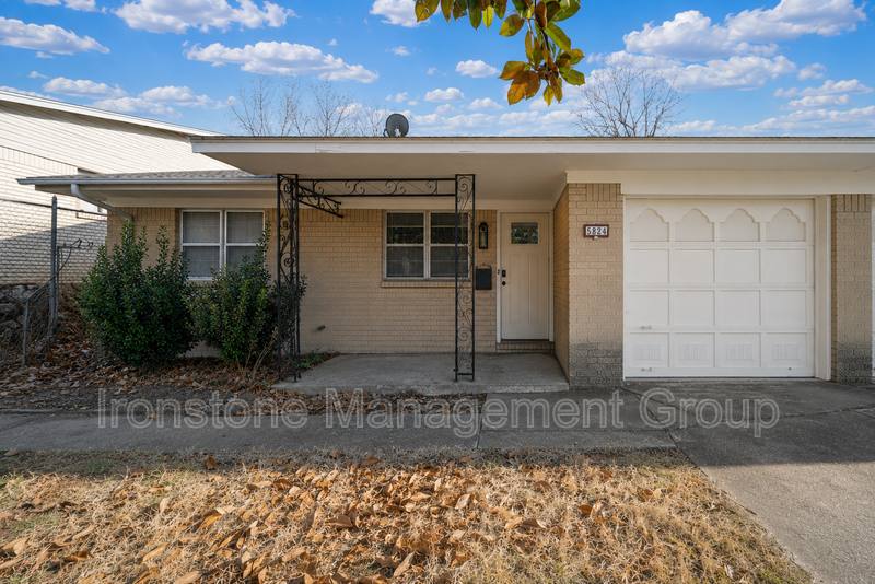 House for rent at 5824 E 35th St, Tulsa, OK 74135