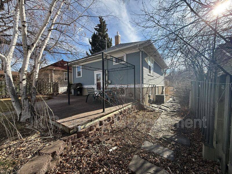 Apartment for rent at 2217 1st Ave S, Great Falls, MT 59401