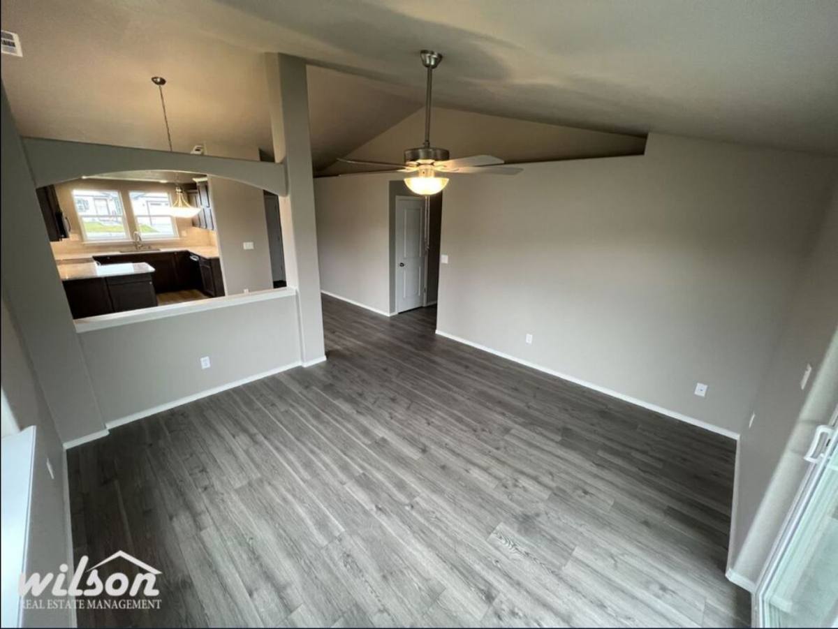 House for rent at 6114 Crown Crest Ave, Yakima, WA 98903