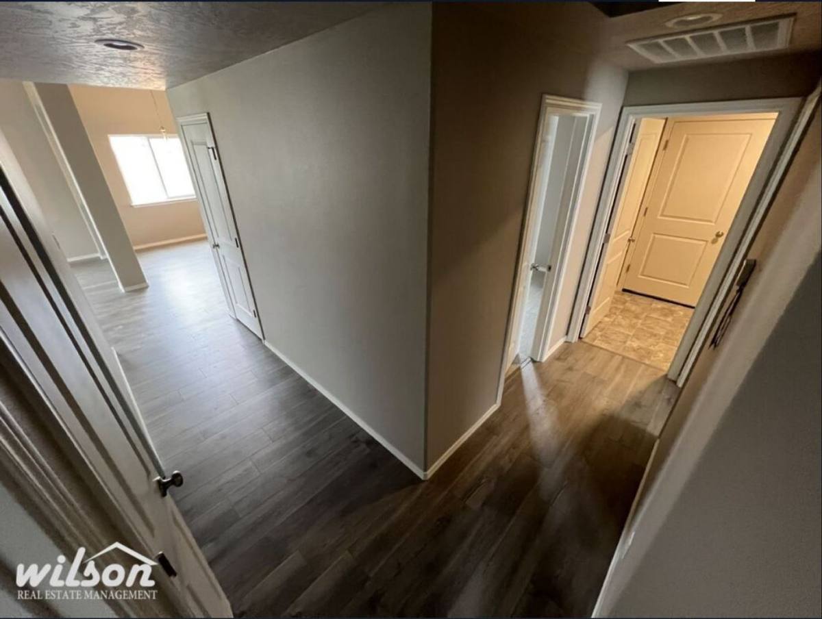 House for rent at 6114 Crown Crest Ave, Yakima, WA 98903