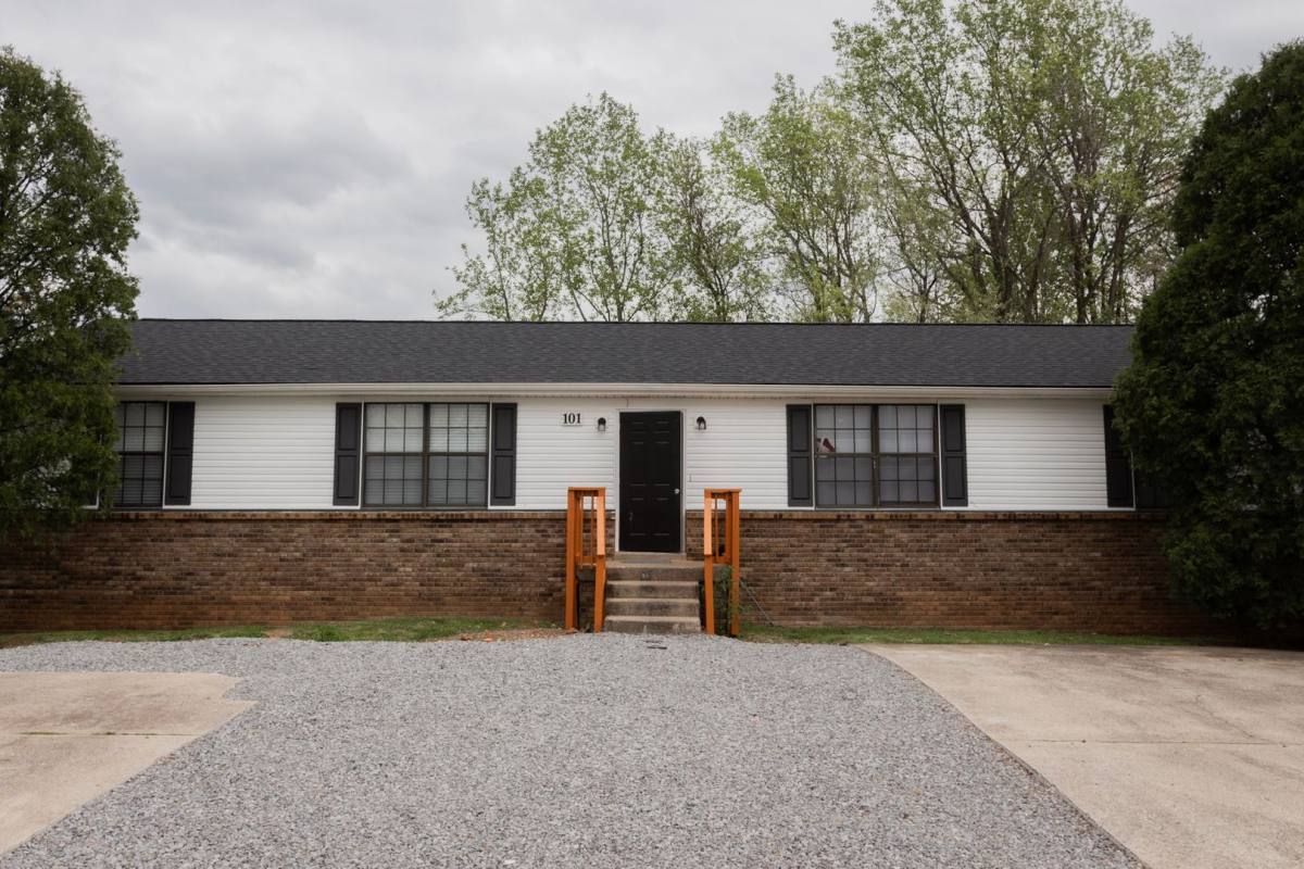 Apartment for rent at 101 Bennett Dr, Clarksville, TN 37042