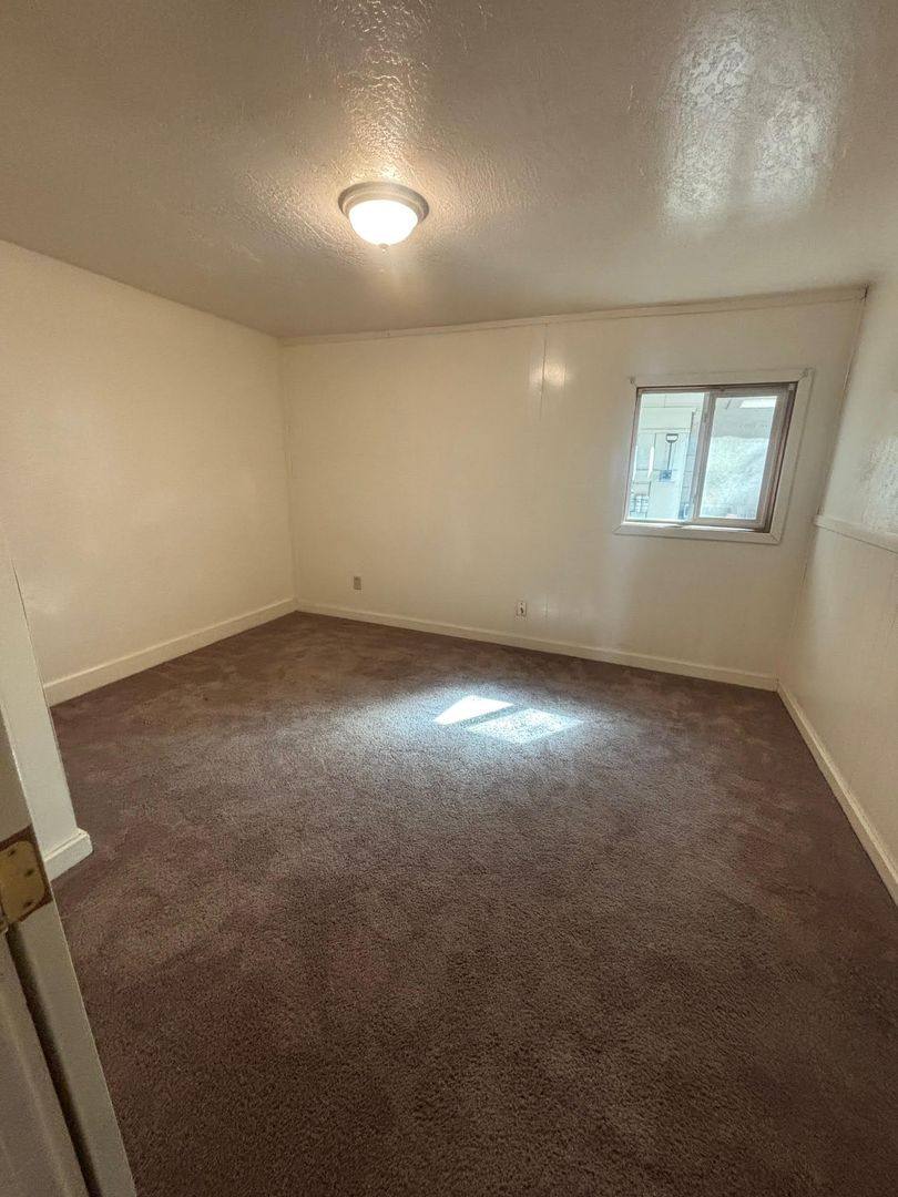 Apartment for rent at 210 So Railroad, Blue Lake, CA 95525