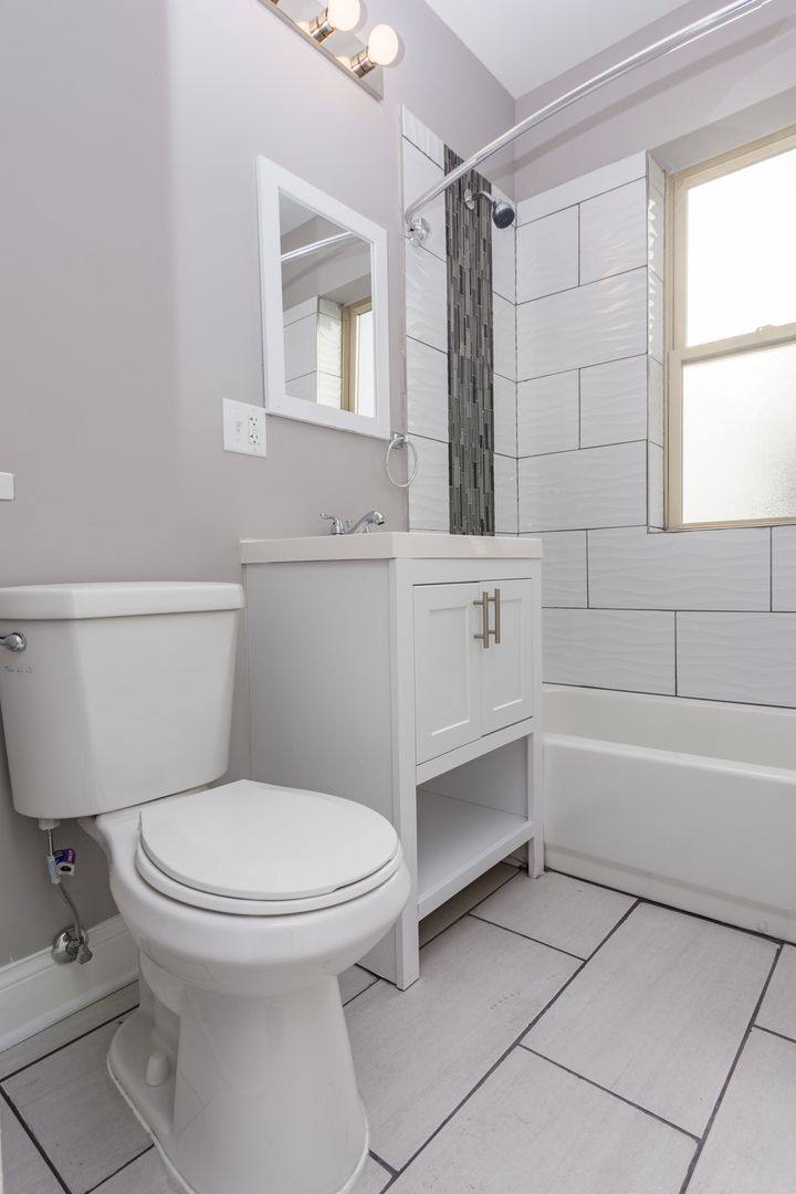 Apartment for rent at 7810 S Ada St, Chicago, IL 60620