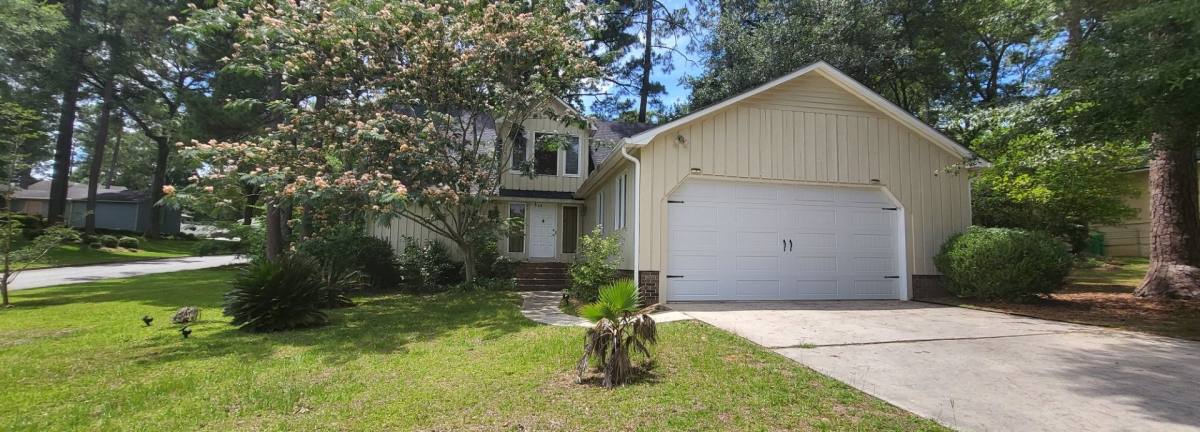 House for rent at 2204 Oakdale Dr, Valdosta, GA 31602