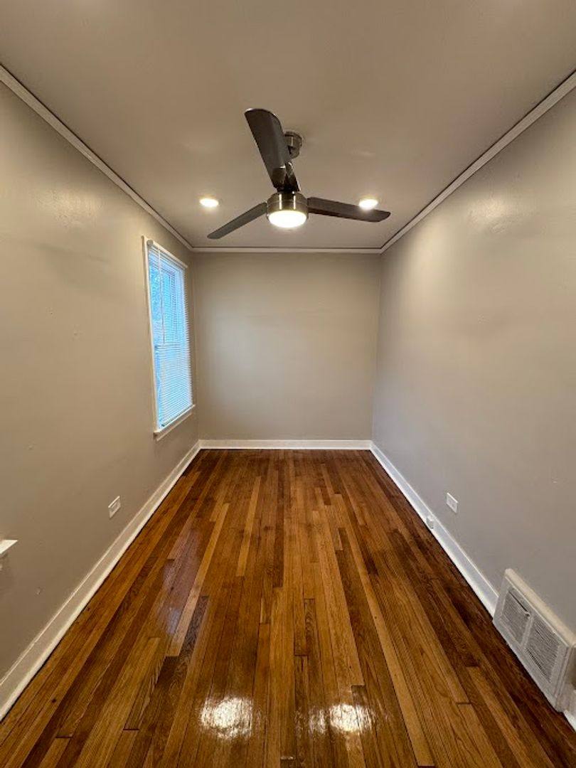 Apartment for rent at 227 W 112th Place, Chicago, IL 60628