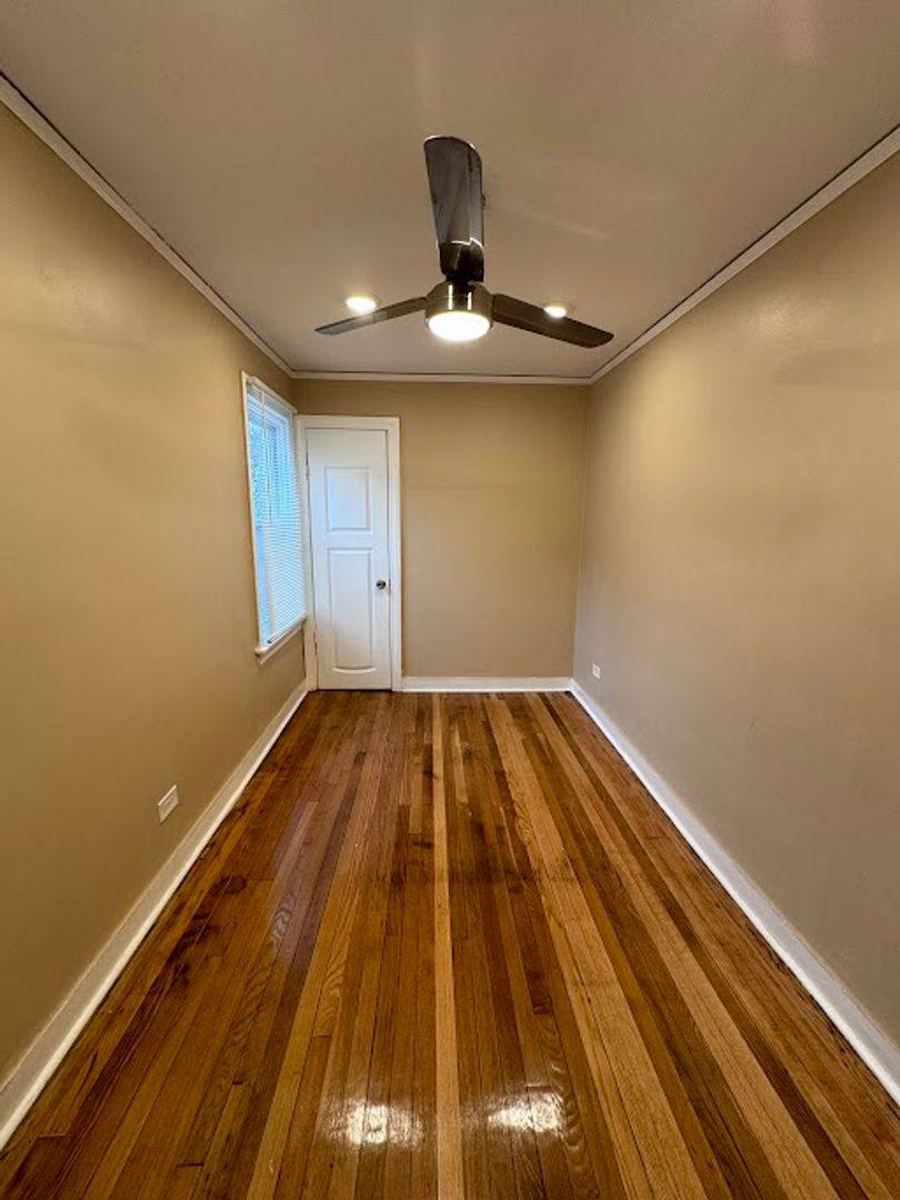 Apartment for rent at 227 W 112th Place, Chicago, IL 60628