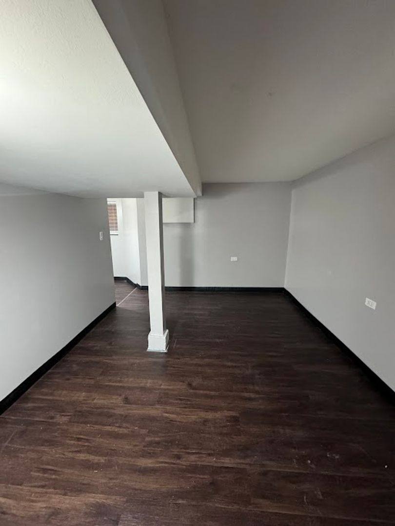 Apartment for rent at 227 W 112th Place, Chicago, IL 60628