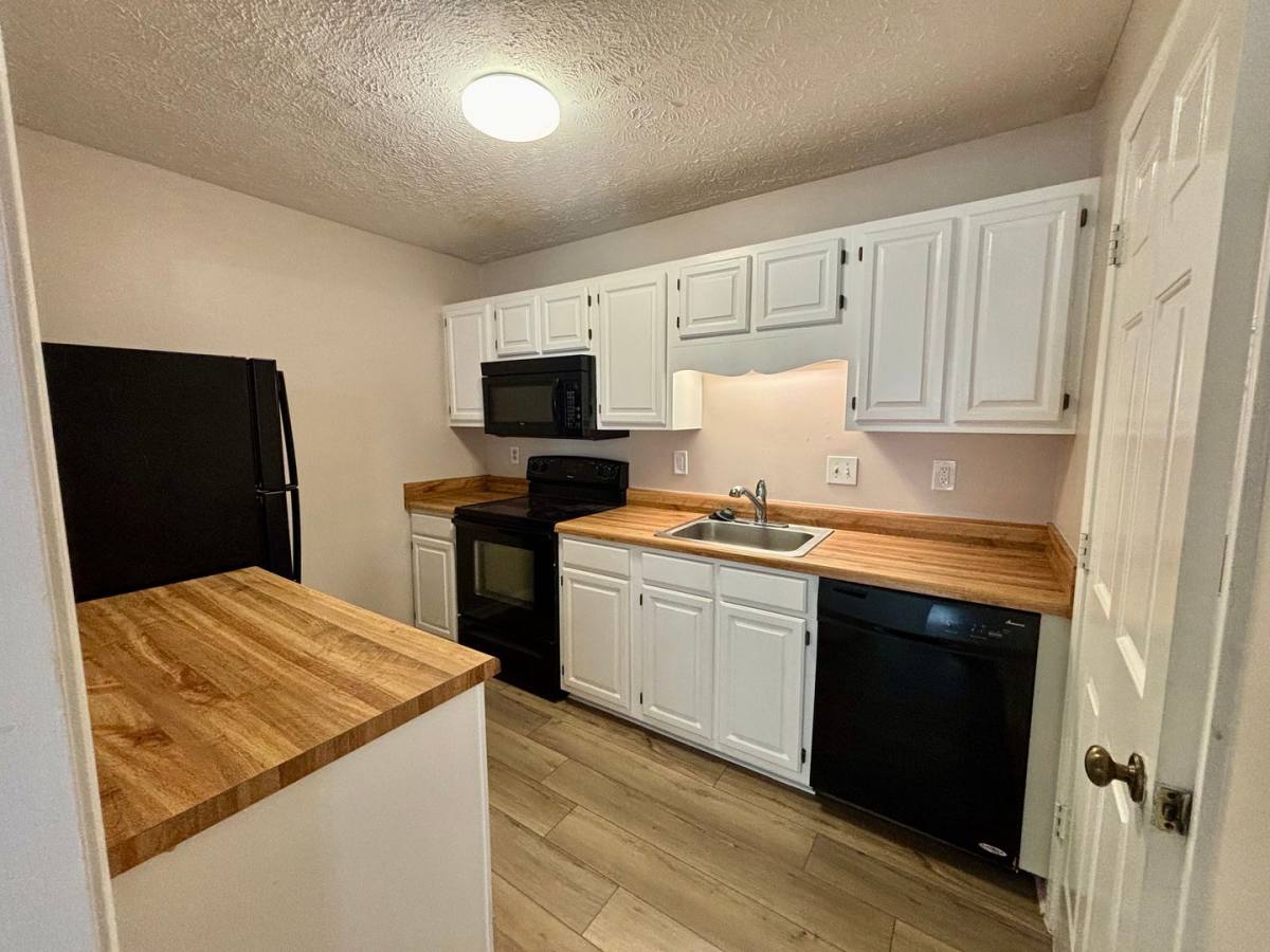 Condo for rent at 3841 Woodridge Way, Tucker, GA 30084