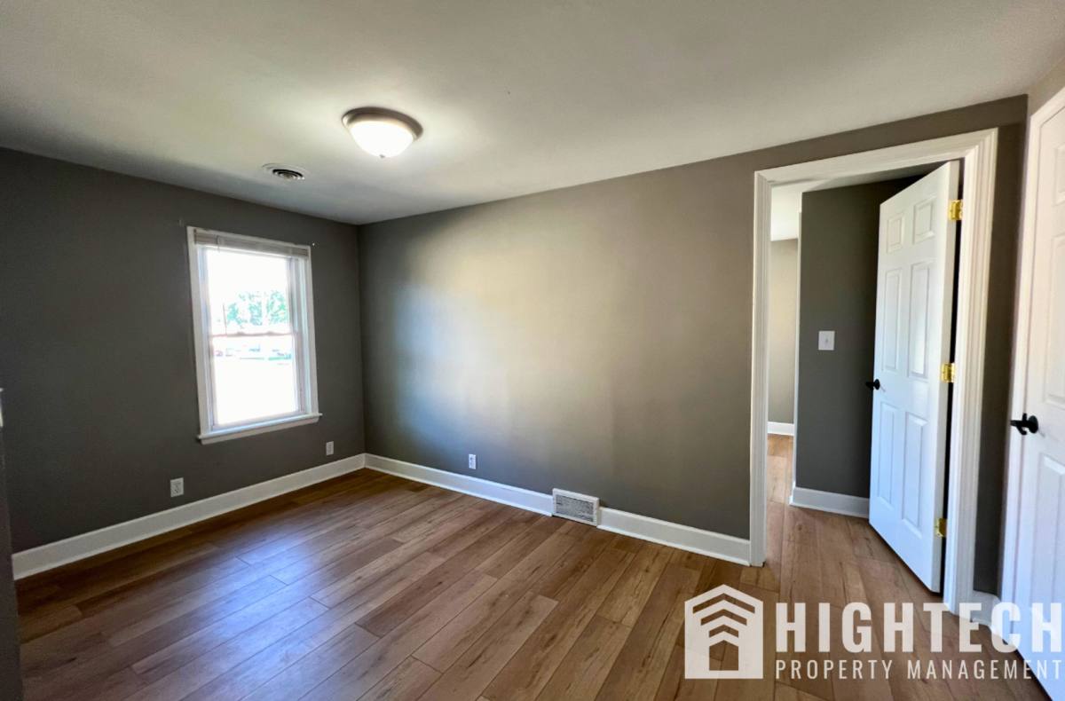 Apartment for rent at 219 E McPherson Highway, Clyde, OH 43410