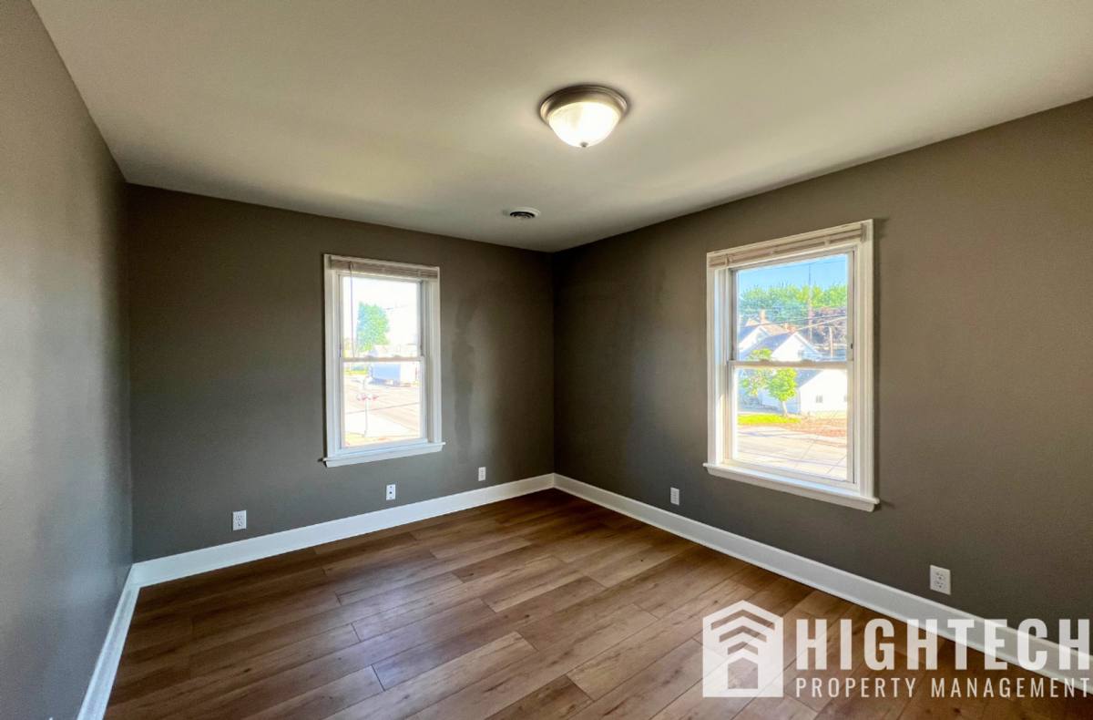 Apartment for rent at 219 E McPherson Highway, Clyde, OH 43410