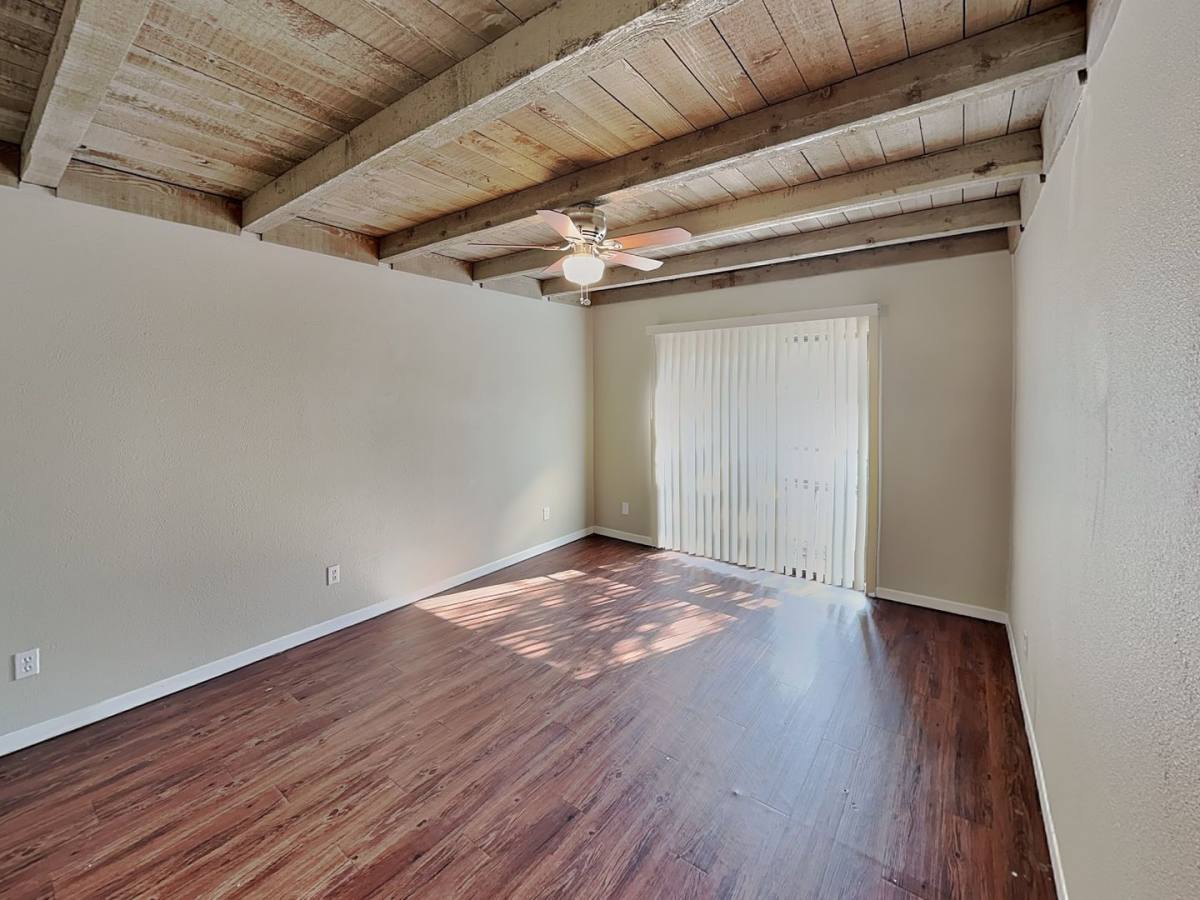 Apartment for rent at 4900 El Campo, Fort Worth, TX 76107