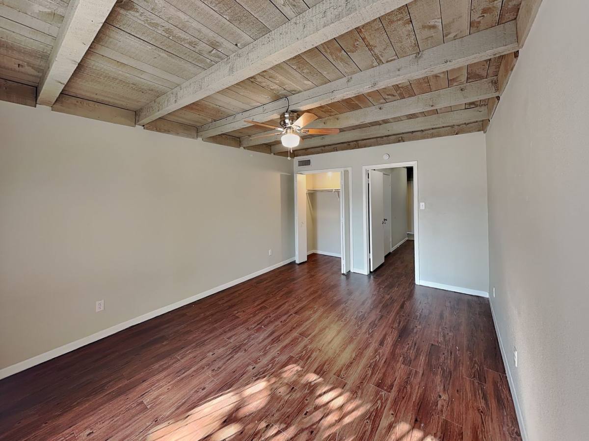 Apartment for rent at 4900 El Campo, Fort Worth, TX 76107