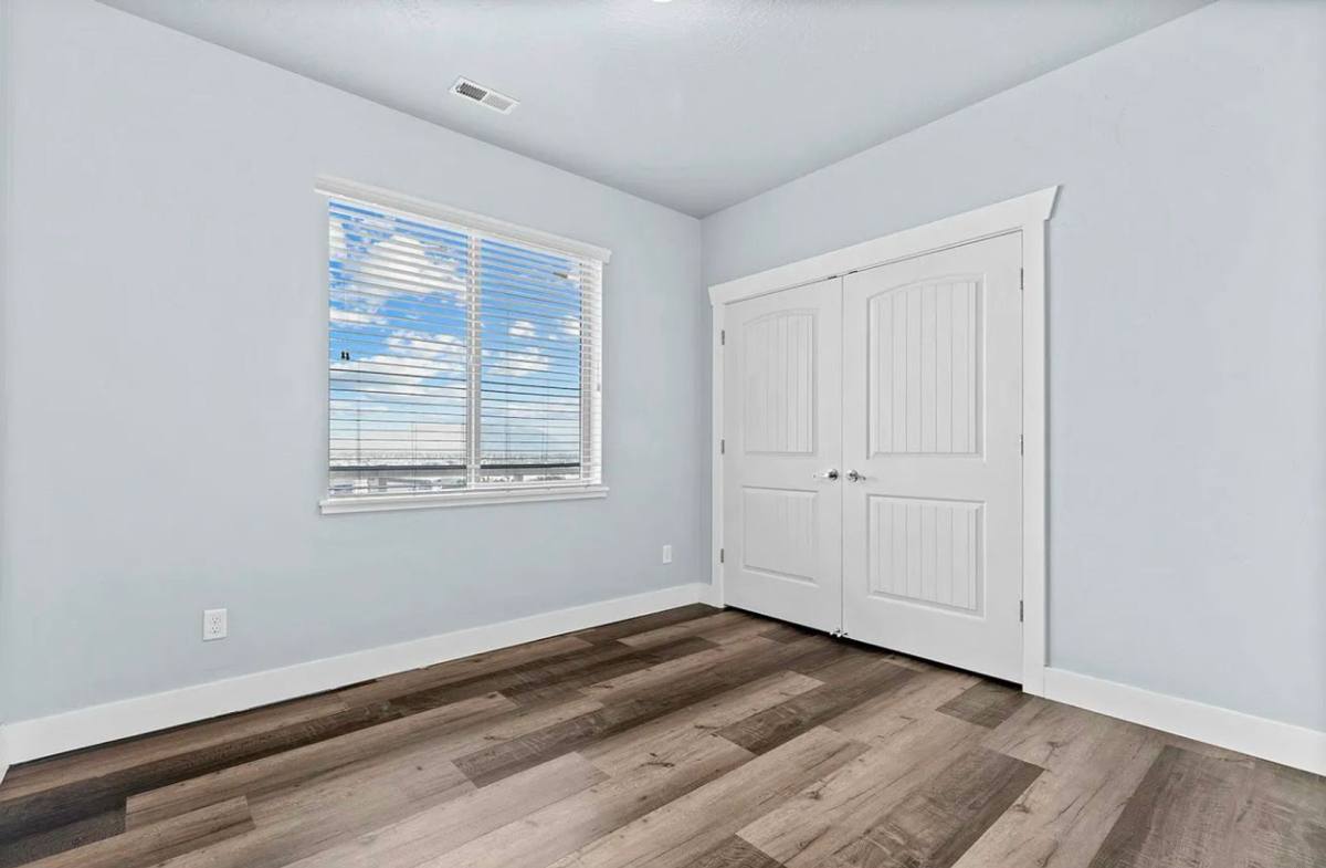 Apartment for rent at 2153 Springtime Dr, Saratoga Springs, UT 84045