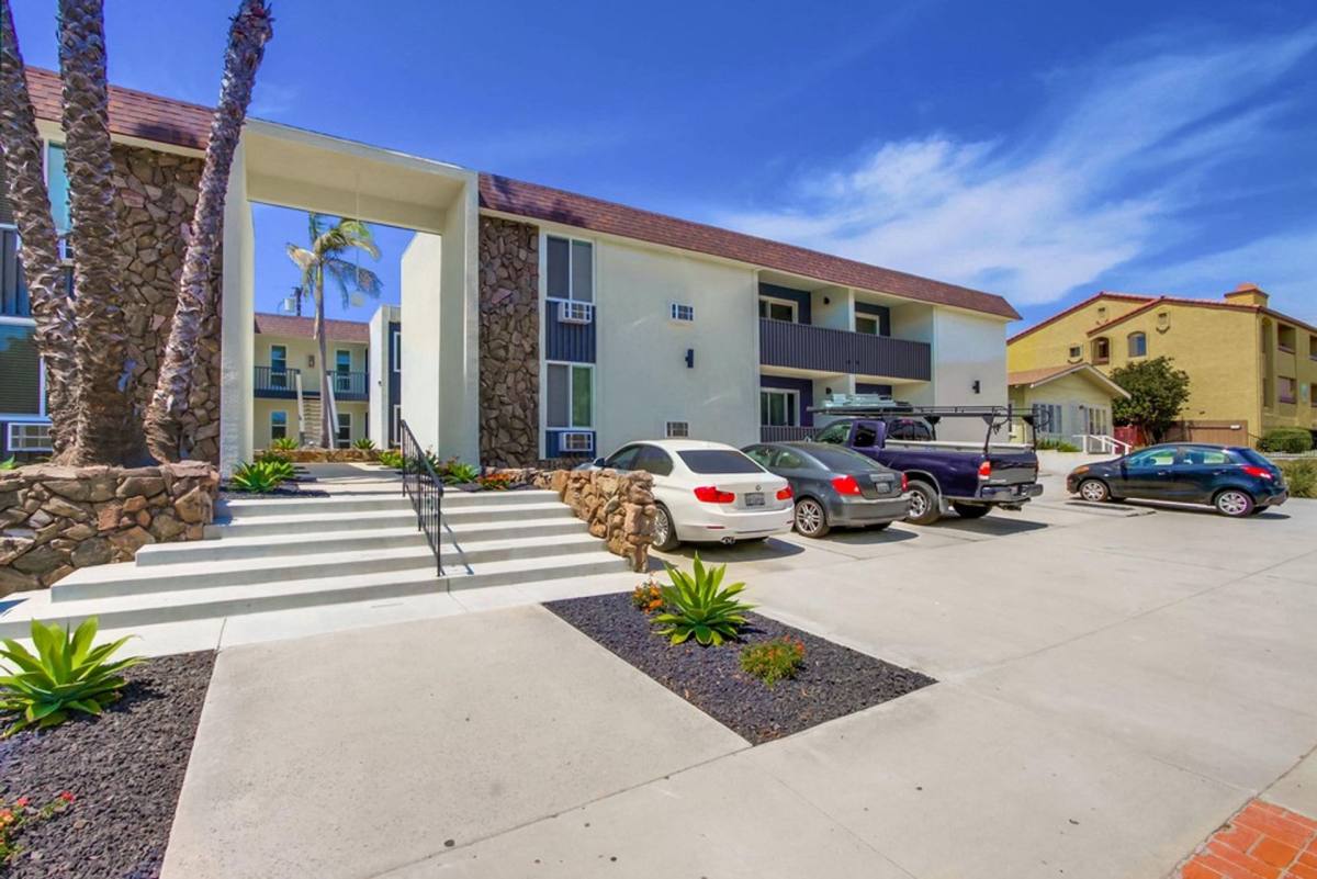 Apartment for rent at 1650 Emerald St, San Diego, CA 92109
