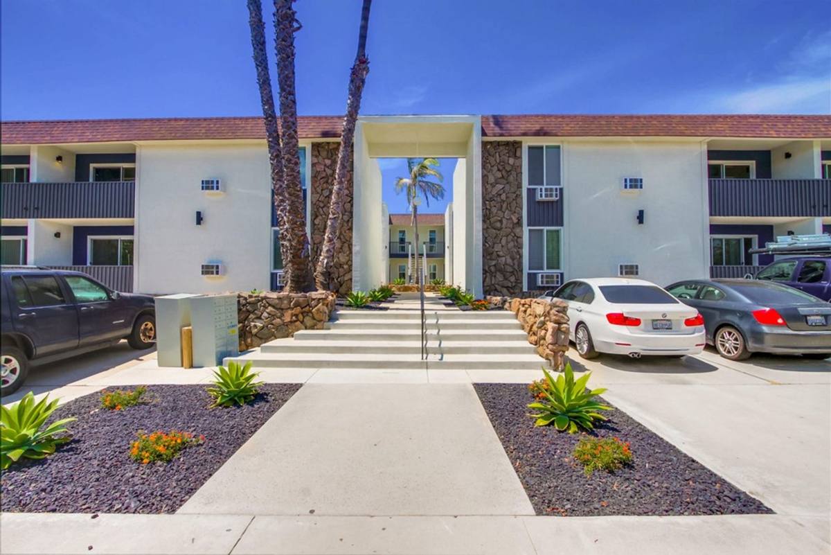 Apartment for rent at 1650 Emerald St, San Diego, CA 92109