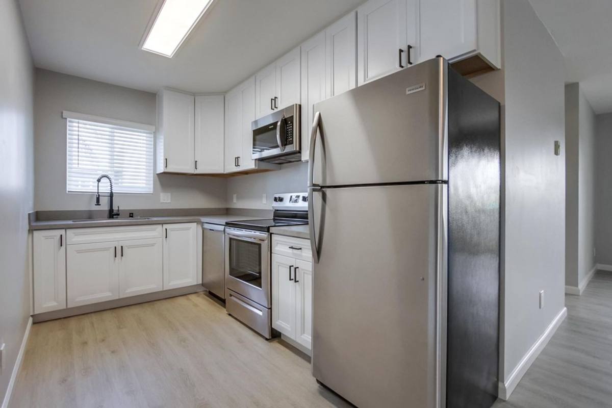 Apartment for rent at 1650 Emerald St, San Diego, CA 92109
