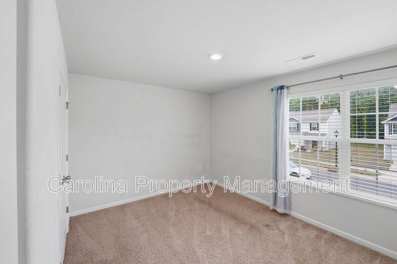 House for rent at 1620 Nia Rd, Charlotte, NC 28215