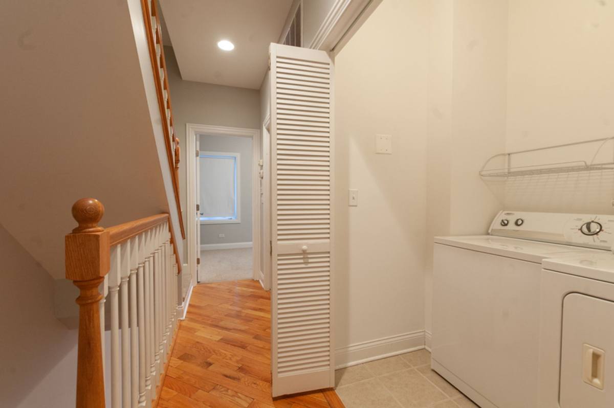 Townhouse for rent at 7016 W Medill Ave, Elmwood Park, IL 60707