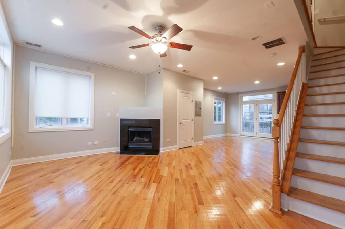 Townhouse for rent at 7016 W Medill Ave, Elmwood Park, IL 60707
