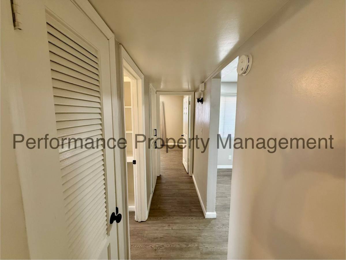 Apartment for rent at 625 A St, Bakersfield, CA 93304