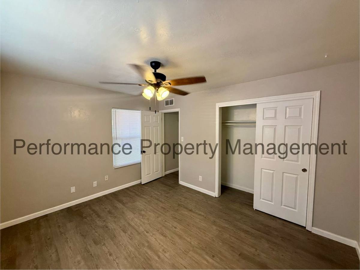 Apartment for rent at 625 A St, Bakersfield, CA 93304