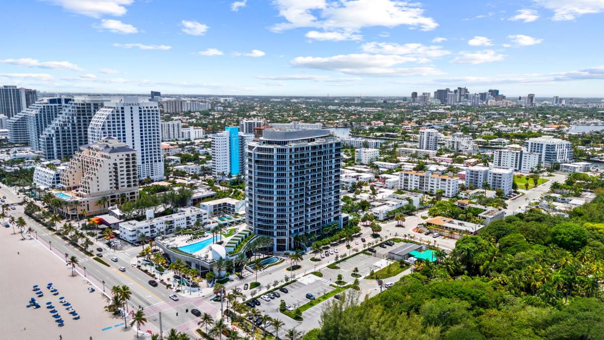 Apartment for rent at 701 N Fort Lauderdale Beach Blvd, Fort Lauderdale, FL 33304