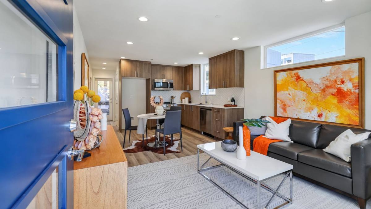Townhouse for rent at 2826 S Walden St, Seattle, WA 98144