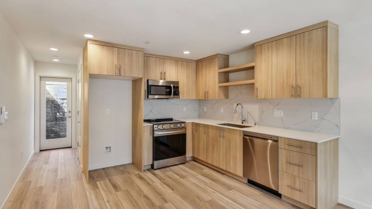 Townhouse for rent at 2826 S Walden St, Seattle, WA 98144