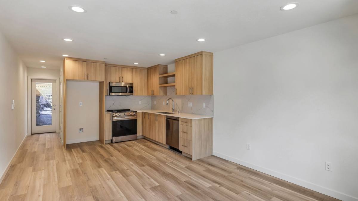 Townhouse for rent at 2826 S Walden St, Seattle, WA 98144