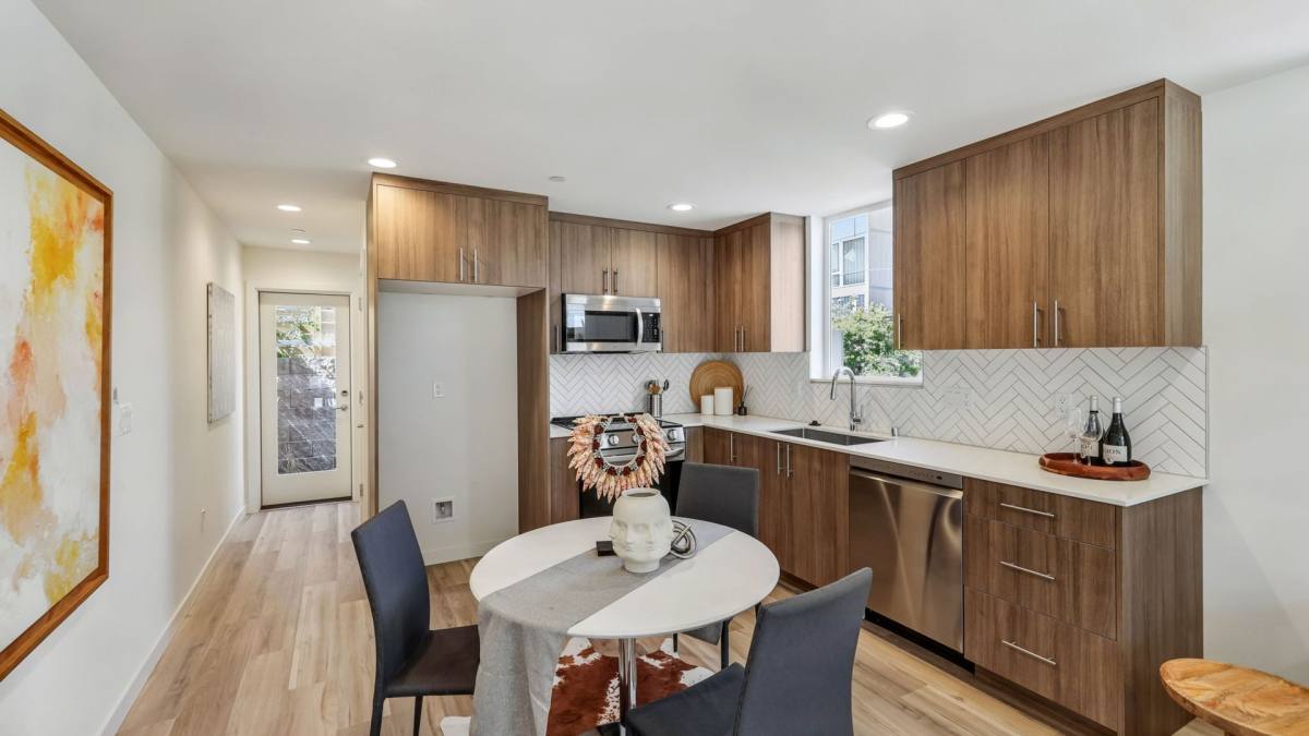 Townhouse for rent at 2826 S Walden St, Seattle, WA 98144